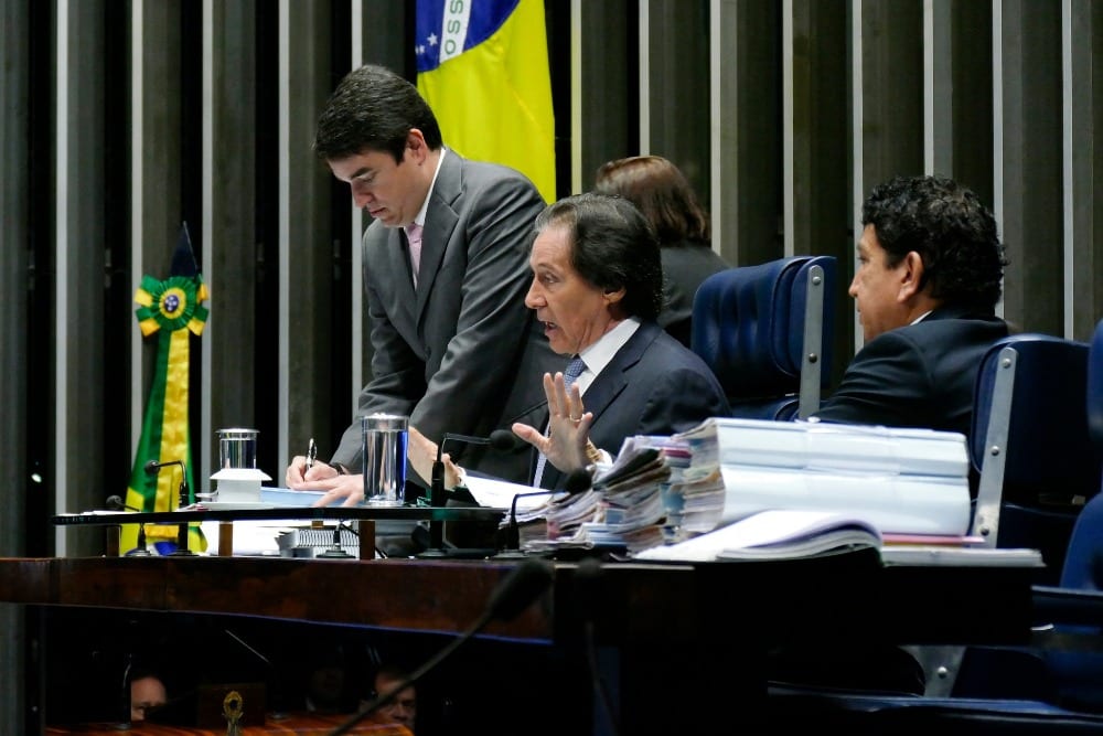 O presidente do Senado, Eunício Oliveira