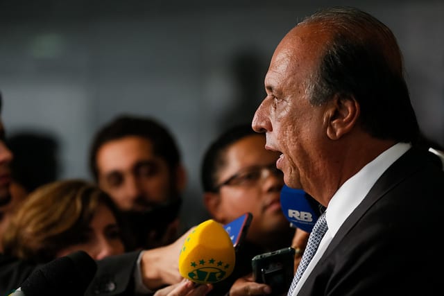 Quebra queixo com a imprensa do Governador do Rio de Janeiro, Luiz Fernando Pezão (Foto: Beto Barata/PR)