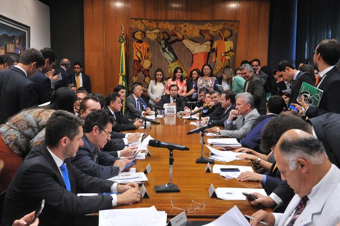 Reunião de Líderes no último dia 6 de março - Foto: Cortesia Agência Câmara 