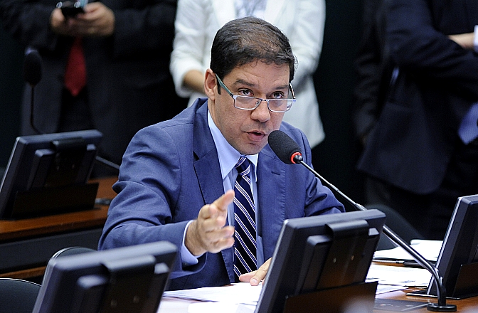 Audiência pública para tomada de depoimentos. Dep. Altineu Côrtes (PMDB-RJ) -  Foto: Alex Ferreira / Câmara dos Deputados