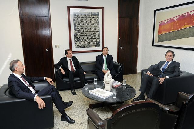 Presidente do Senado Federal, senador Eunício Oliveira (PMDB-CE) recebe o presidente da Câmara dos Deputados, deputado Rodrigo Maia (DEM-RJ). Foto: Jonas Pereira/Agência Senado