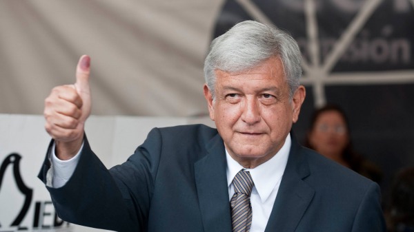 Lópes Obrador é o favorito na corrida eleitoral