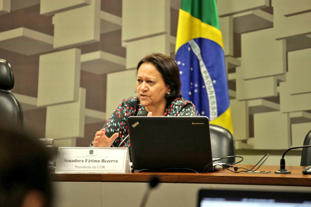 Contra aprovação da cessão onerosa, Fátima Bezerra (PT/RN) pede que projeto tramite em comissão presidida por ela / Foto: Agência Senado