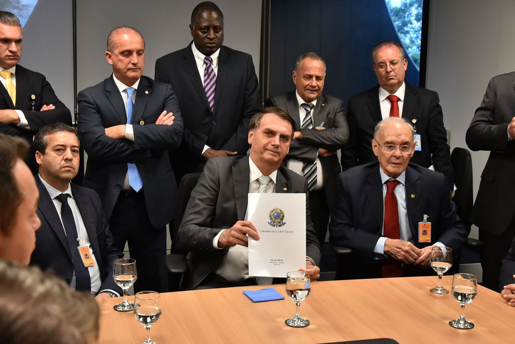 O presidente eleito Jair Bolsonaro durante reunião com a bancada evangélica no gabinete de transição, no Centro Cultural do Banco do Brasil, em Brasília.