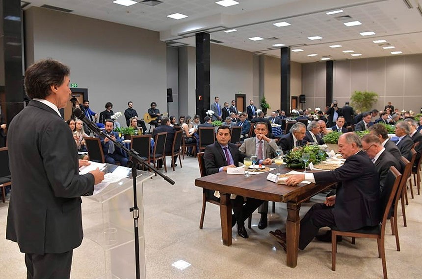 O presidente do Senado, Eunício Oliveira, participa de fórum com governadores eleitos e o presidente eleito Jair Bolsonaro / Foto: Marcos Brandão (Senado Federal)