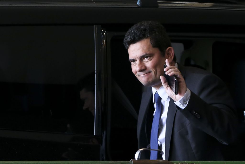 O futuro ministro da Justiça e Segurança Pública, Sérgio Moro, fala à imprensa no CCBB, em Brasília.