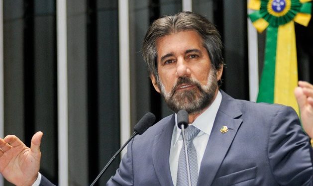 Relator, Valdir Raupp (MDB/RO) já foi contra e a favor do texto / Foto: Agência senado