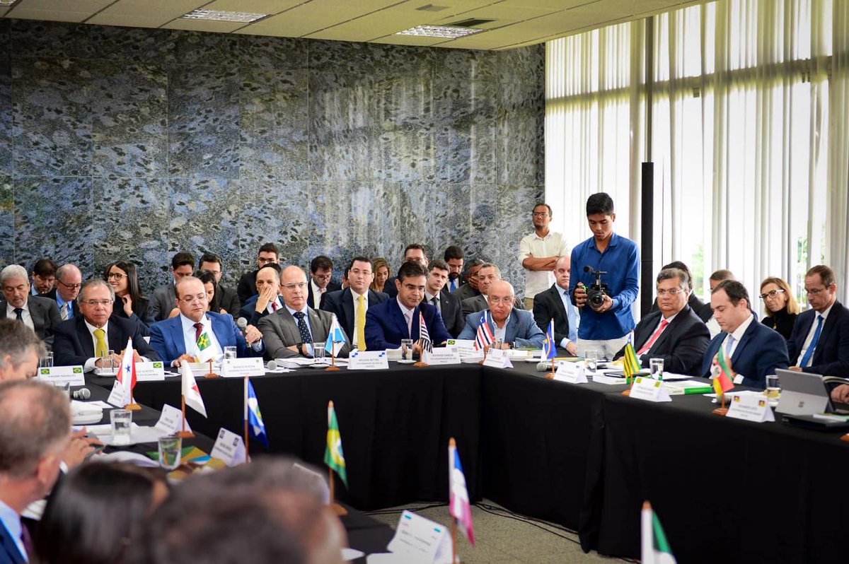 os Governadores com o ministro da Economia Paulo Guedes