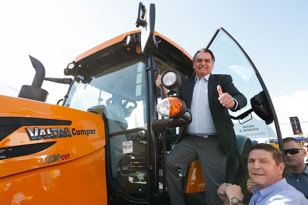 (Ribeirão Preto - SP, 29/04/2019) Presidente da República, Jair Bolsonaro durante visita a estande da Agrishow 2019.
Foto: Alan Santos/PR