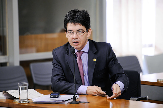 Randolfe Rodrigues (Rede/AP) (Foto: Agência Senado)