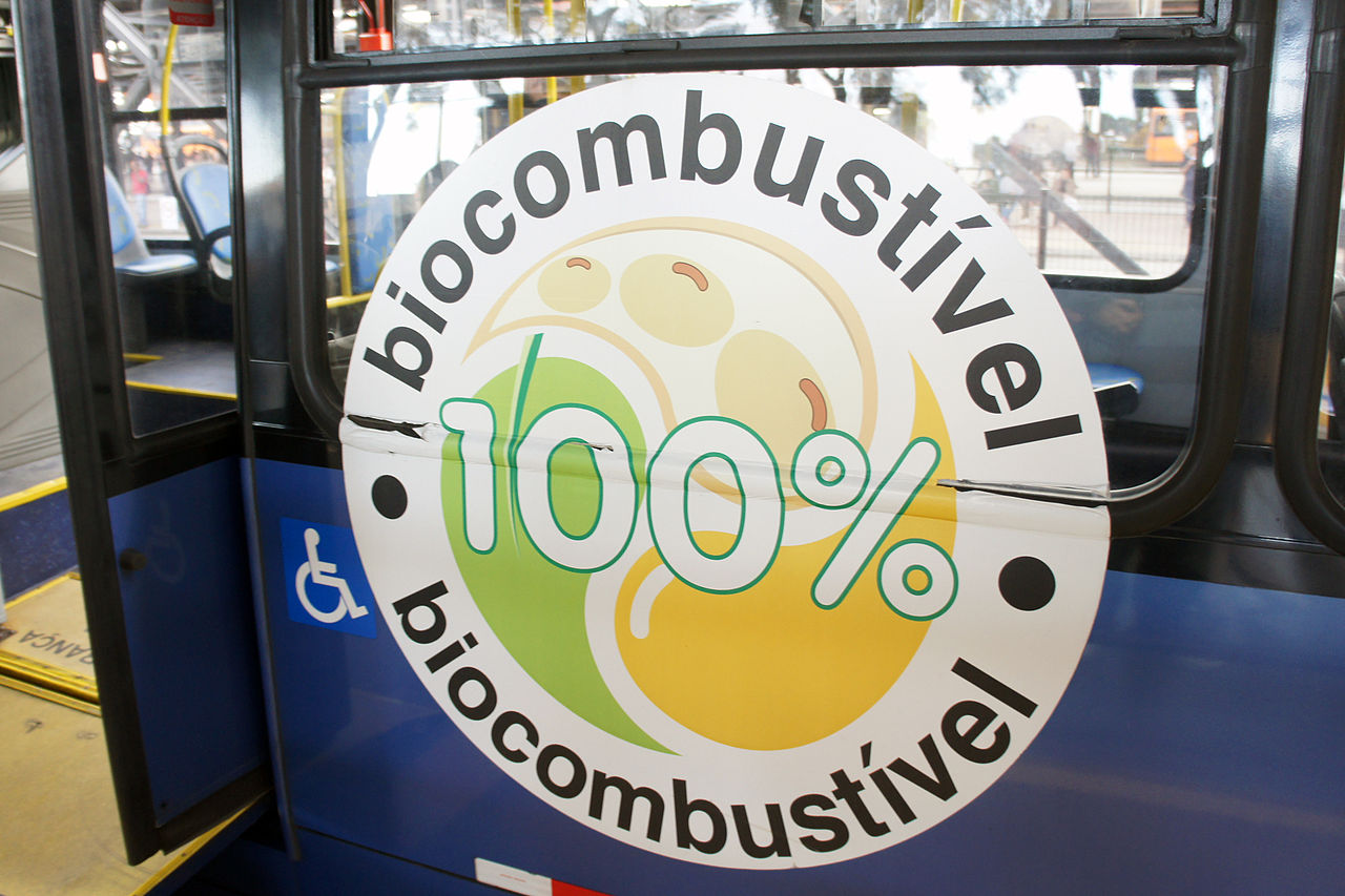 Biodiesel bus Linha Verde Curitiba BRT 05 2013