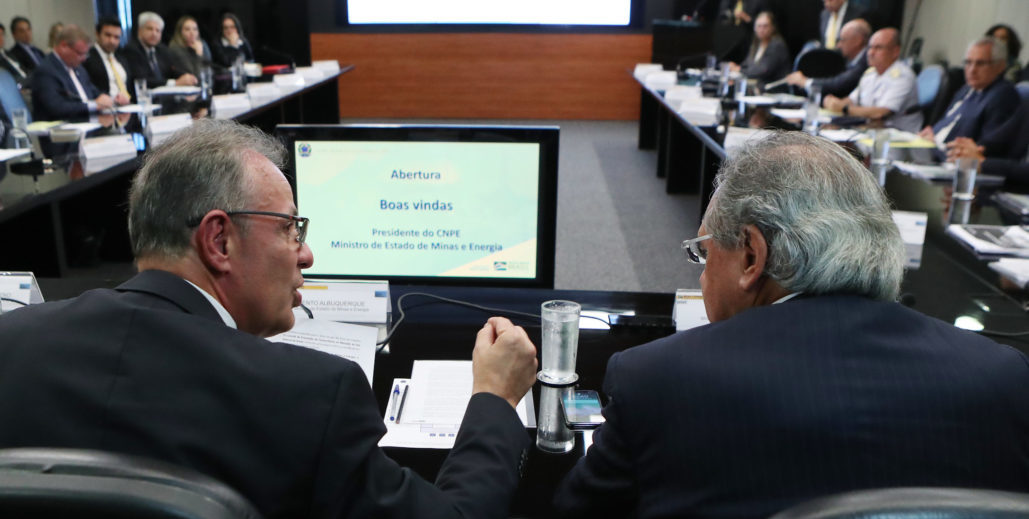 CNPE aprova diretrizes para "quebrar monopólio" da Petrobras no gás natural