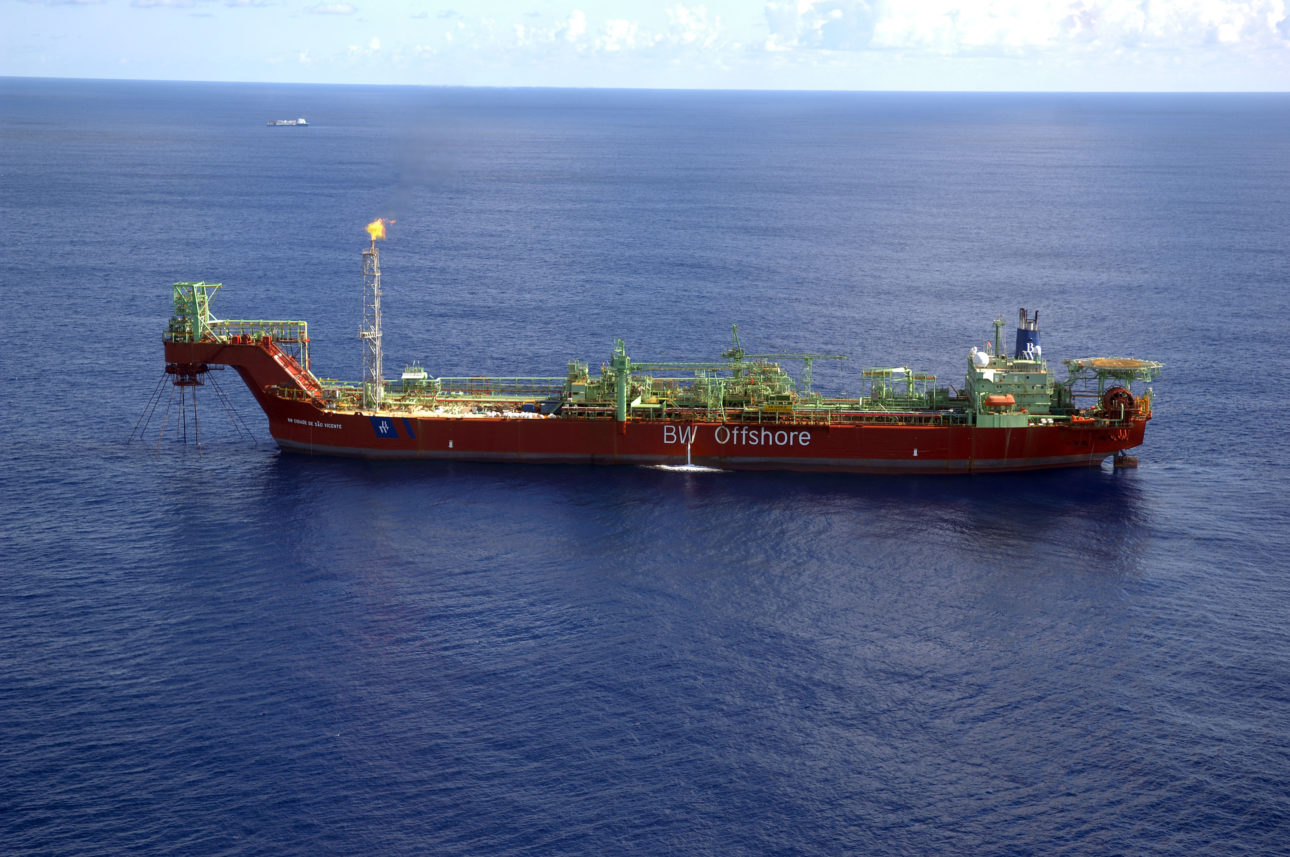 O FPSO CIdade de São Vicente, afretado com a BW Offshore, será responsável pelo TLD que a Petrobras fará em águas ultraprofundas de Sergipe. Foto: Agência Petrobras 