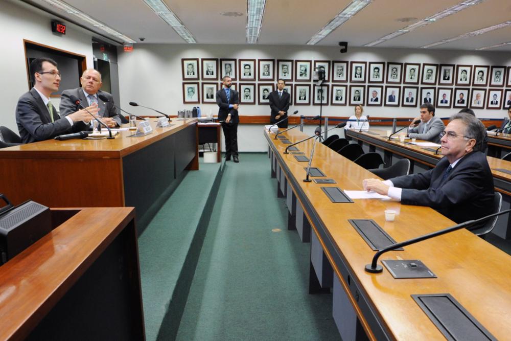 Audiência pública sobre o desenvolvimento da energia solar fotovoltaica no Brasil. Foto: Cleia Viana/Câmara dos Deputados