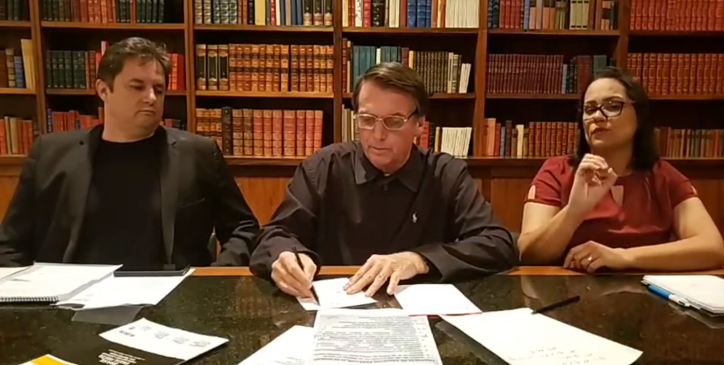 Bolsonaro apresenta RenovaBio em transmissão no Facebook para defender sua política ambiental