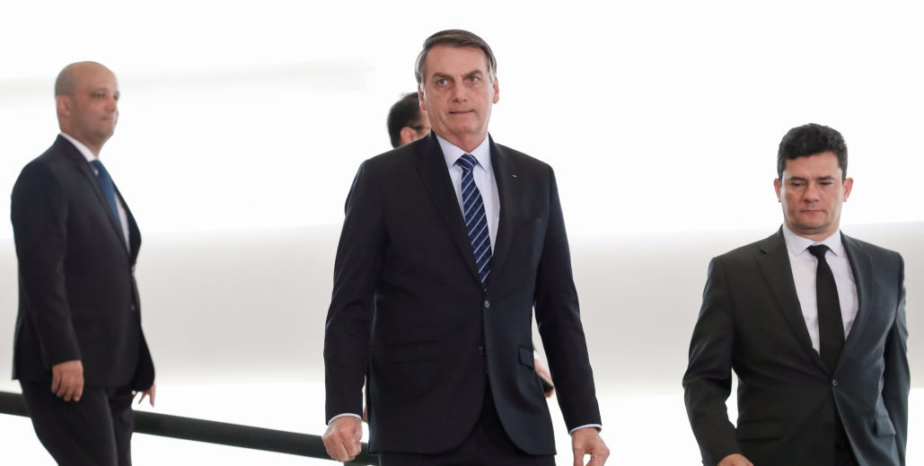 Bolsonaro sobre cessão onerosa: "tô fora!"