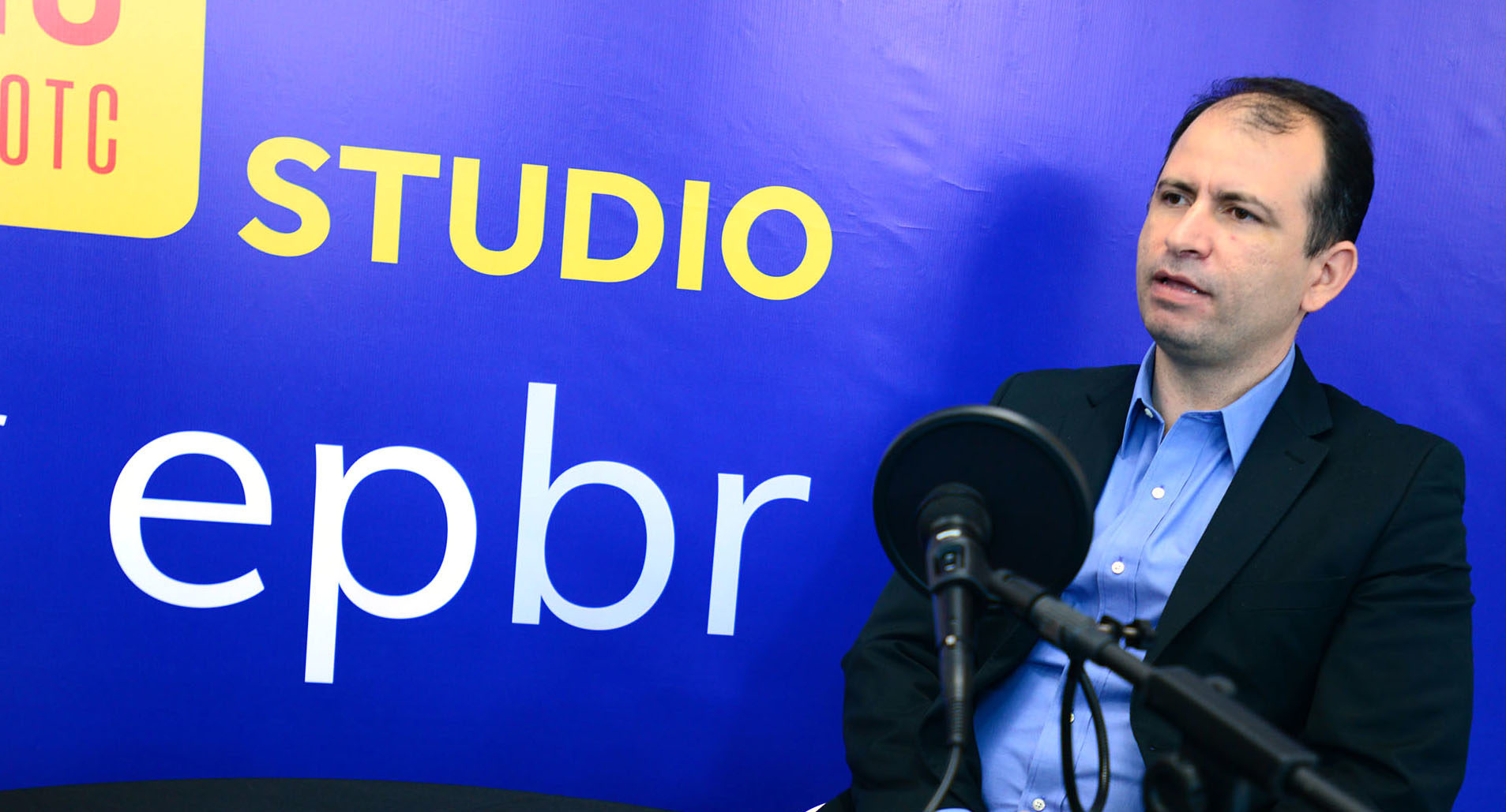 O diretor de Operações da PetroRio, Francisco Francilmar, em entrevista no OTC BRasil Studio. Foto: Stéferson Faria