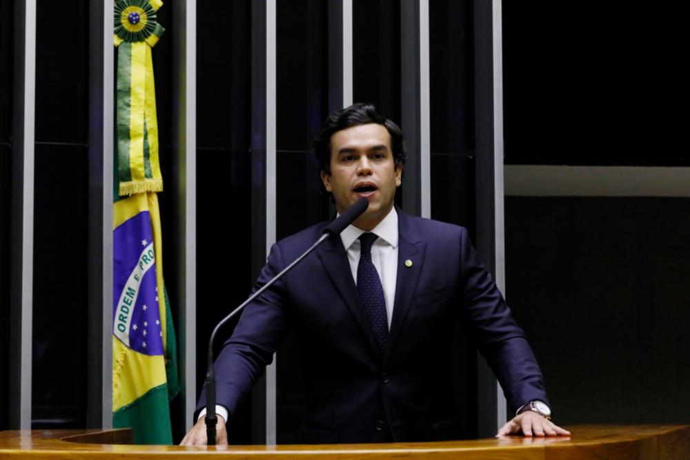 Beto Albuquerque (PSDB/MG) em discurso na tribuna da Câmara / Foto: Agência Câmara 