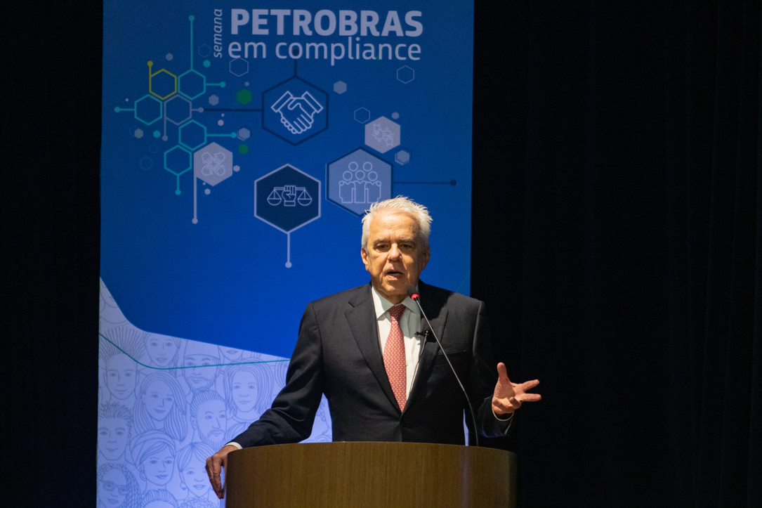 Petrobras estuda IPO para vender controle da Gaspetro em 2020