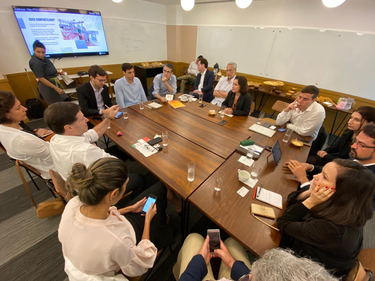 Reunião entre representantes do Ministério da Economia, Banco Mundial e Cebds. Foto: Cortesia Cebds