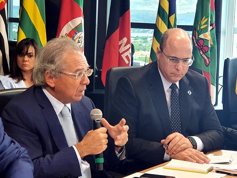 O governador Wilson Witzel e o ministro da Economia, Paulo Gudes, durante reunião do Fórum de Governadores. Foto: Divullgação/Governo do Rio