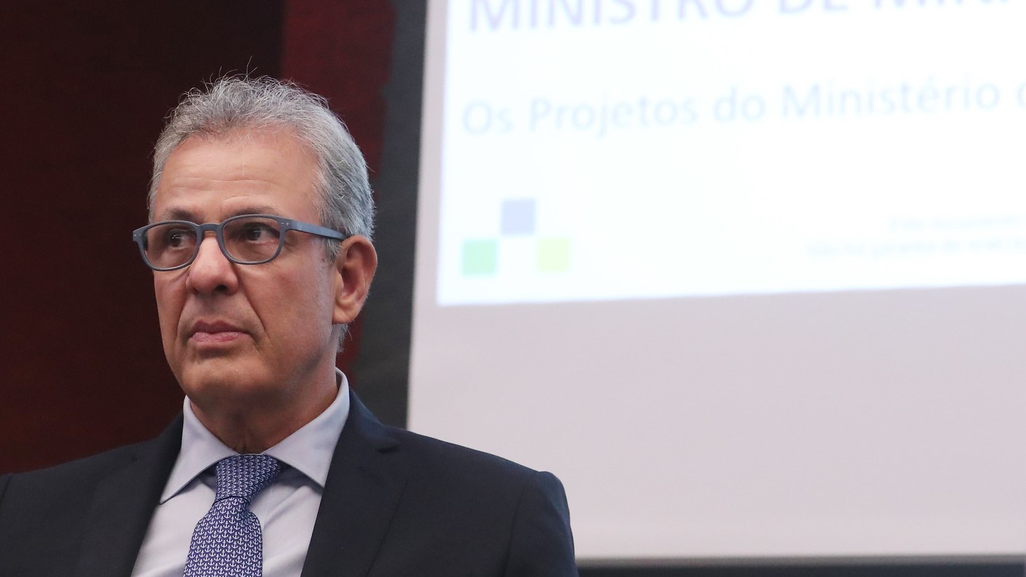 Bento Albuquerque defende fim do regime de partilha da produção