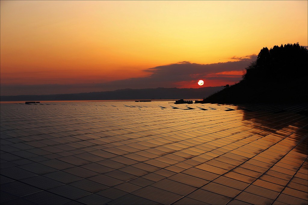 Solar panels field in the city of Nanao, Ishikawa Prefecture, Japan

Champs de panneaux solaires de la ville de Nanao (préfecture Ishikawa), au Japon

 

Credits: PIERRE-OLIVIER / Capa Pictures / Total

capapictures-site@capatv.com