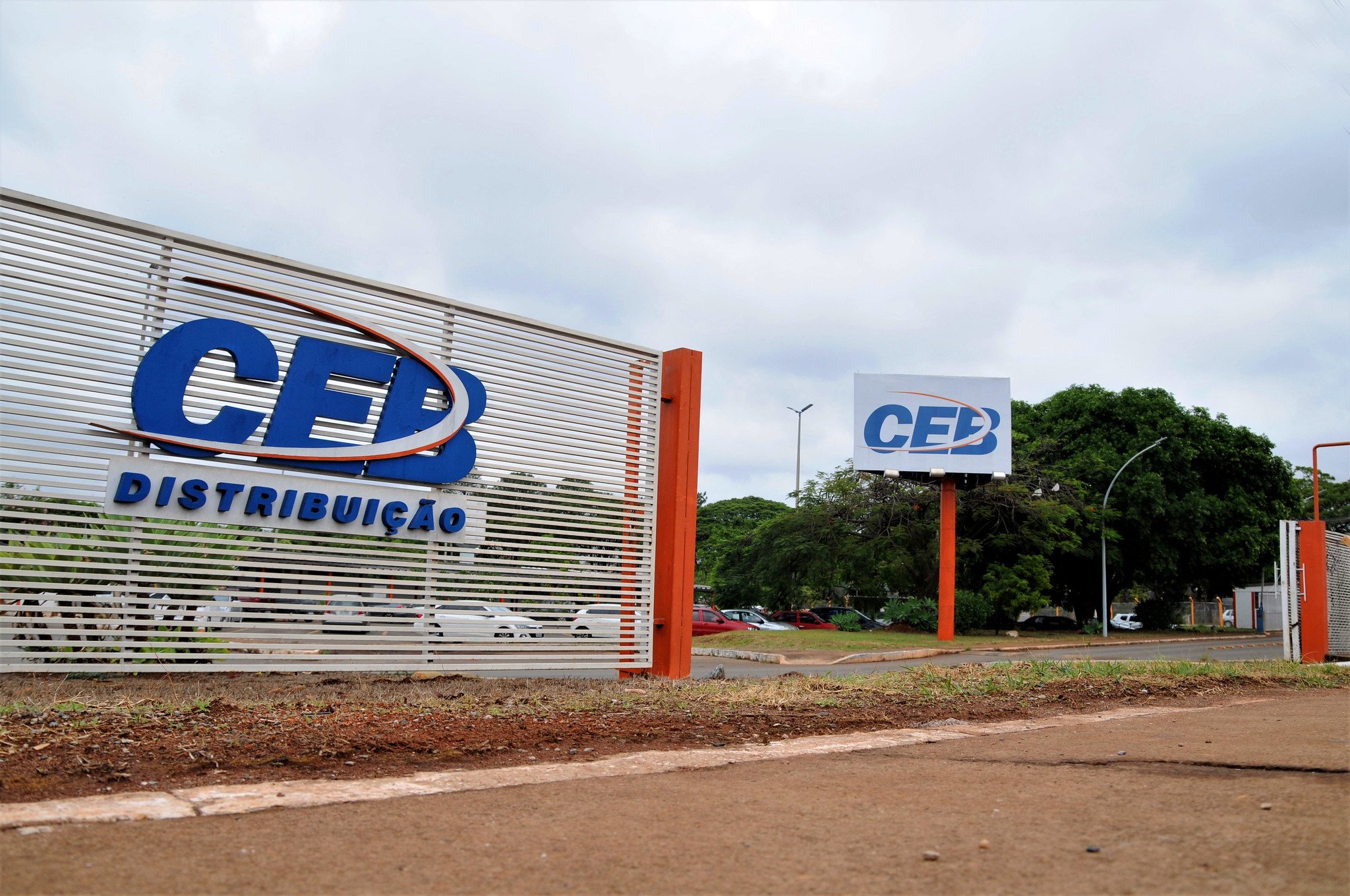 Neoenergia vence leilão de privatização da CEB Distribuição por R$ 2,5 bi