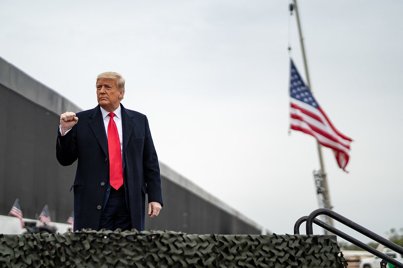 Trump celebra abertura do mercado de gás e saída do Acordo de Paris