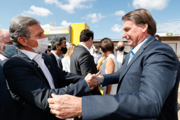 Bolsonaro segue fritando Silva e Luna