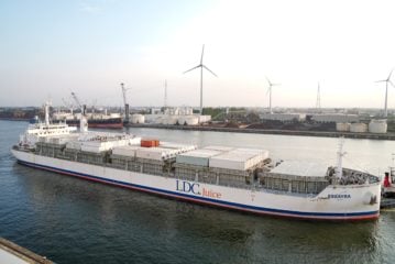 Louis Dreyfus conclui teste com 30% de biocombustível no transporte marítimo. Na imagem, navio de sucos ecoeficiente (LDC Juice) da Louis Dreyfus atracado no porto de Ghent, na Bélgica