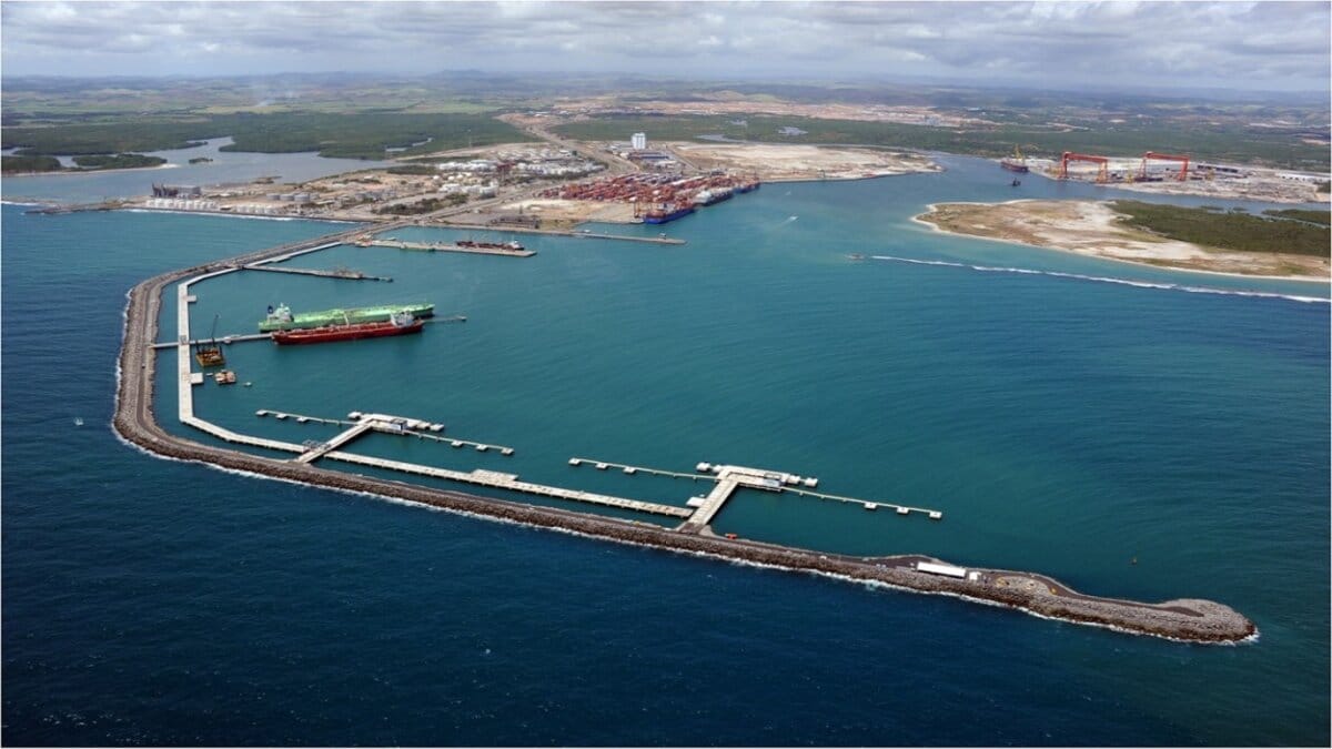 O plano de Pernambuco para chegar ao zero líquido. Na imagem: Vista aérea do Complexo Portuário de Suape (Foto: Daniela Nader/Divulgação)