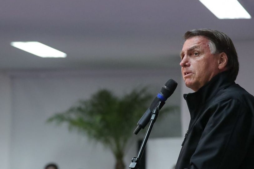 Brasil terá uma das gasolinas mais baratas do globo, como diz Bolsonaro [na foto]? (Foto Isac Nóbrega-PR)