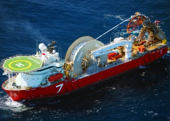 Gás do pré-sal: política pública para mercado potencial e sustentável. Na imagem, embarcação de instalação de dutos offshore (Foto: Cortesia Subsea 7)