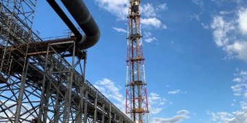 Independência energética: O trem só anda se estiver nos trilhos. Na imagem: instalações do Rota 3, sistema de escoamento de gás do pré-sal de campos operados pela Petrobras na Bacia de Santos (Foto: Agência Petrobras)