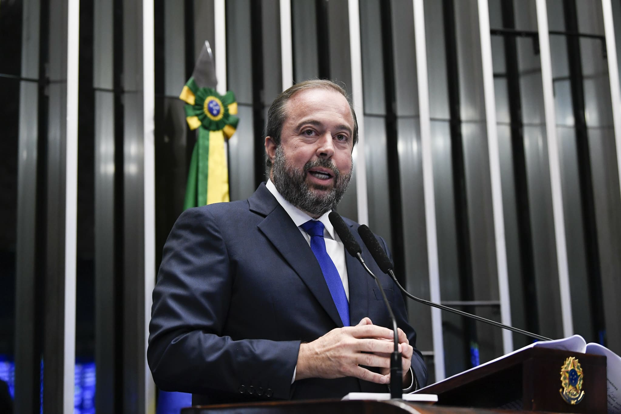 Quem é Alexandre Silveira, o novo ministro de Minas e Energia. Na imagem: Alexandre Silveira no Senado, durante votação da PEC da Transição (Foto: Roque de Sá/Agência Senado)