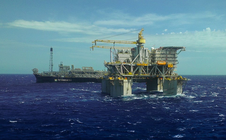 Brava (ex-3R Petroleum) assumiu operação do campo de Papa-Terra em 2022. Na imagem: plataforma para exploração offshore no campo de Papa-Terra (Foto: Divulgação/Petrobras)