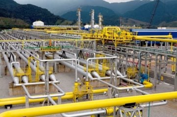 ANP e Agenersa fecham parceria, em meio à revisão do marco do gás no Rio. Na imagem: Unidade de Tratamento de Gás Natural (UTGCA) da Petrobras em Caraguatatuba, em São Paulo (Foto: Cortesia)