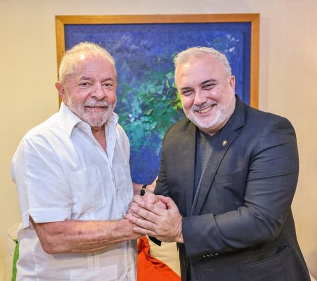 Lula anuncia Jean Paul Prates na Petrobras e começa a desenhar comando das estatais. Na imagem: Lula [à esquerda] e Jean Paul Prates [à direita], futuro presidente da Petrobras, a partir de 2023 (Foto: Ricardo Stukert)