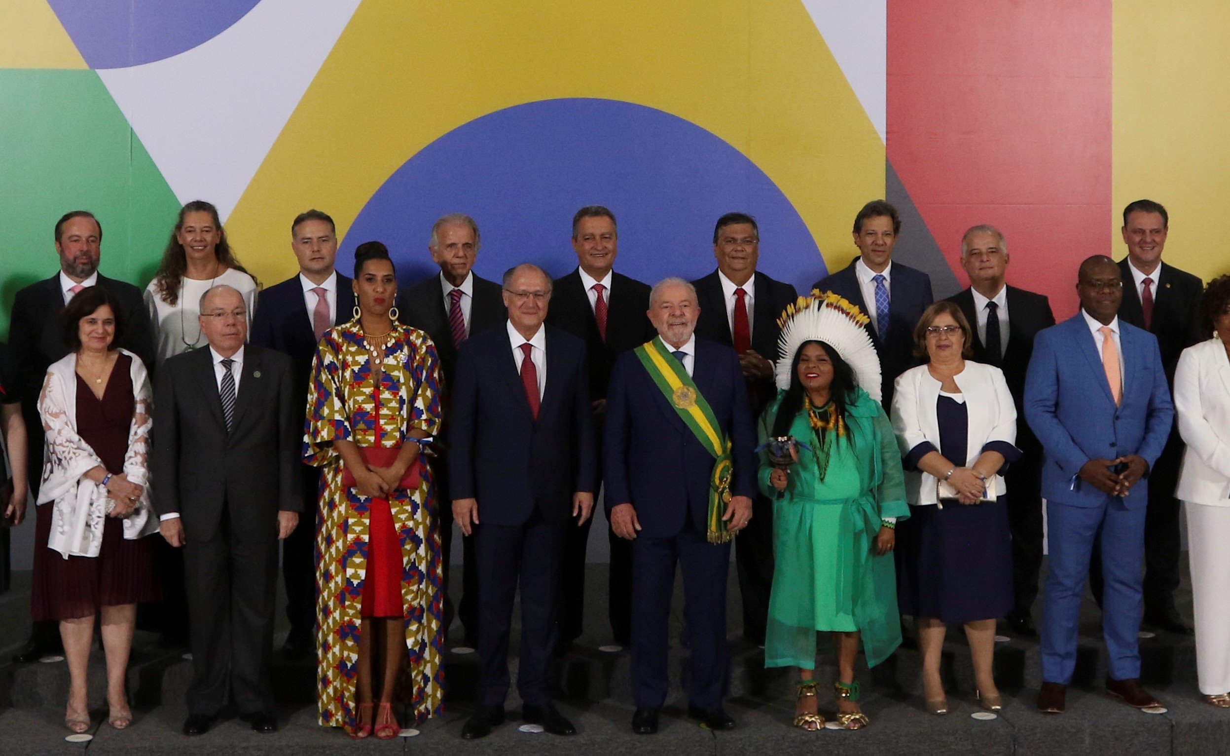 Setor de energia nos discursos dos novos ministros. Na imagem: Foto oficial na cerimônia de posse do presidente da República, Luiz Inácio Lula da Silva no Palácio do Planalto (Foto: Tânia Rego/Agência Brasil)