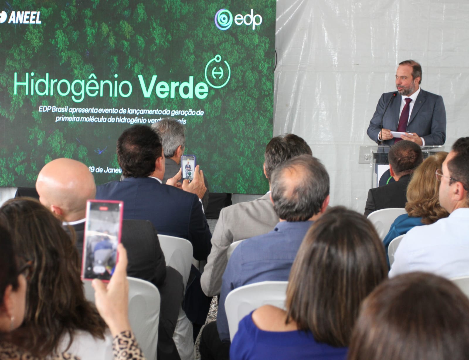 Alexandre Silveira participa de lançamento de planta de hidrogênio verde do Complexo Pecém, no Ceará (Foto: Júnior Pio)