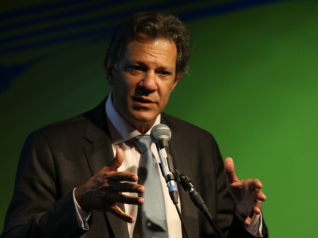 Governo decide pela volta parcial dos impostos sobre gasolina e etanol. Na imagem: Ministro da Fazenda, Fernando Haddad, durante coletiva no CCBB (Foto: Fabio Rodrigues-Pozzebom/Agência Brasil)