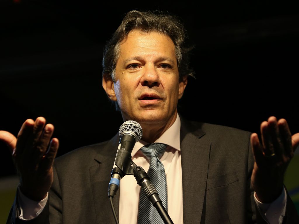 Governo decide voltar a cobrar impostos federais sobre gasolina e etanol. Na imagem: Ministro da Fazenda, Fernando Haddad, durante coletiva no CCBB (Foto: Fabio Rodrigues-Pozzebom/Agência Brasil)