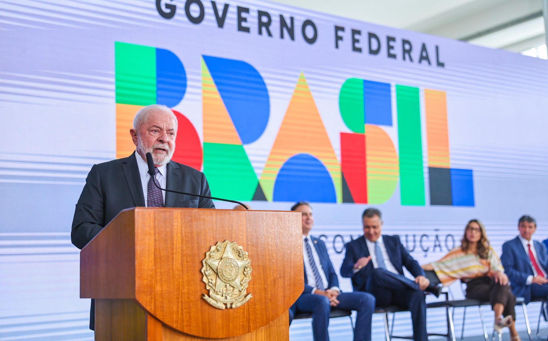 Lula cobra mais investimentos da Petrobras. Na imagem: Presidente da República, Luiz Inácio Lula da Silva, durante cerimônia de lançamento do Novo Bolsa Família, no Palácio do Planalto, em Brasília/DF (Foto: Ricardo Stuckert/PR)