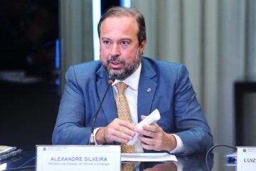 Alexandre Silveira, ministro de Minas e Energia, durante primeira reunião do CNPE do novo governo (Foto Tauan Alencar_MME)