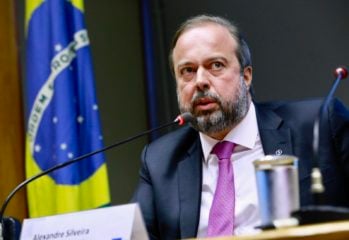 Silveira retoma promessa de "abrasileirar" preços da Petrobras, às vésperas de alta de impostos. Na imagem: Alexandre Silveira, ministro de Minas e Energia (Foto: Tauan Alencar/MME)