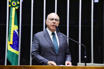 Deputado Federal Arnaldo Jardim (Cidadania-SP) durante Sessão Solene de Lançamento da Agenda Legislativa da Indústria de 2023 (Foto: Cleia Viana /Câmara dos Deputados)