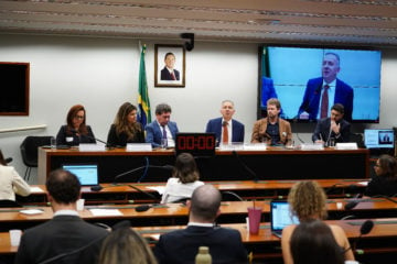 Câmara debate imposto sobre fósseis em reforma tributária. Na imagem: Discussão no GT da reforma tributária na Câmara sob a perspectiva da economia verde (Foto: Pablo Valadares/Câmara dos Deputados)