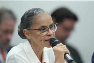 Governo prepara novo projeto de lei para mercado de carbono. Na imagem: Apresentação do plano de trabalho e programas do MMA para o quadriênio 2023-26 pela ministra Marina Silva, na Câmara (Foto: Bruno Spada/Câmara dos Deputados)