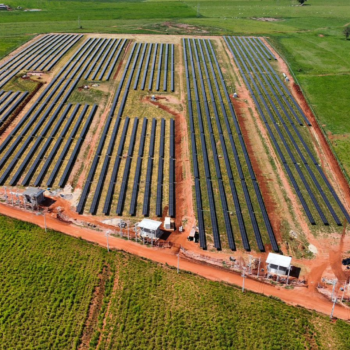 Usina solar da Helexia para a Vivo em Cidade Gaúcha, no Paraná (Foto: Cortesia Helexia)